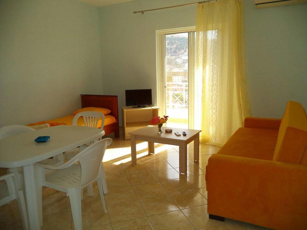 Mariana Apartments Саранда Экстерьер фото